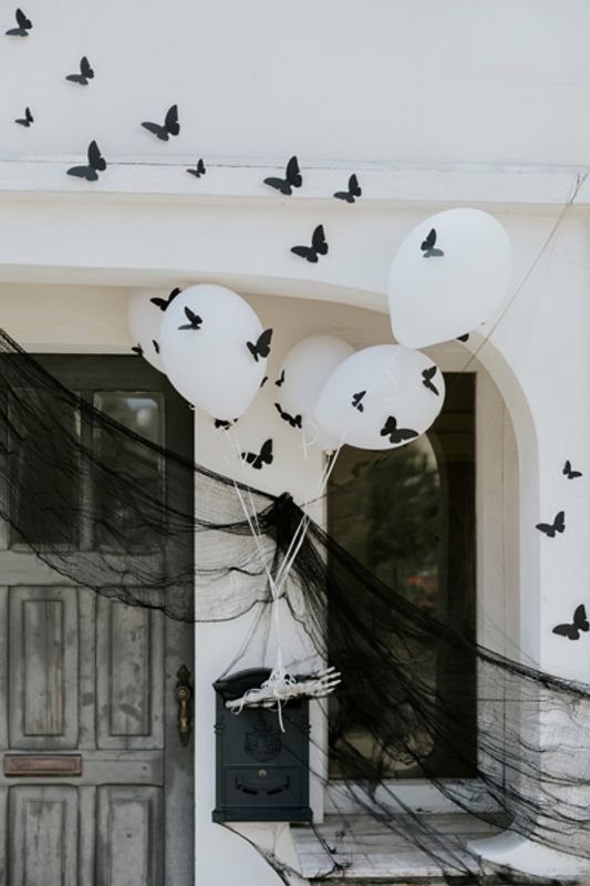 Papirdekor møll, svart